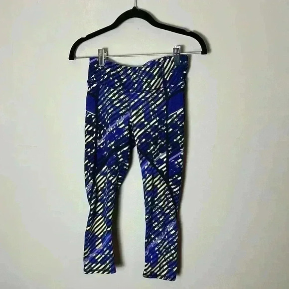 Athleta Blue Green Radical Stride Capri Leggings Women Size XXS Yoga Gym Active - Picture 3 of 14